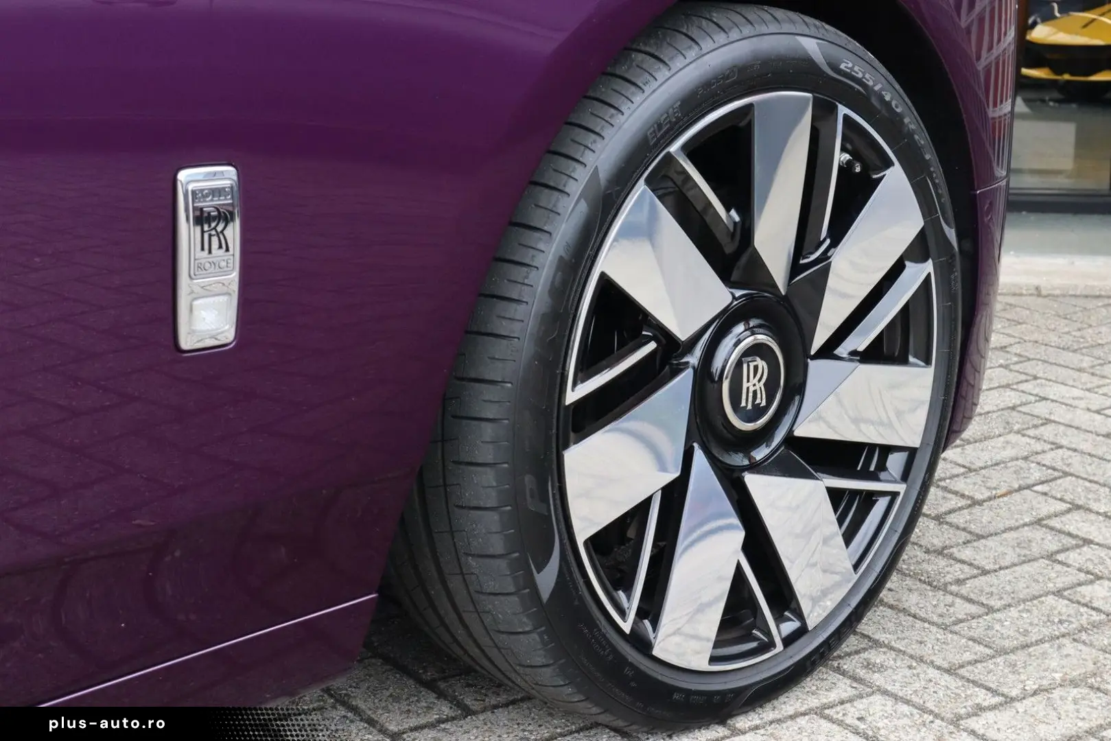 ROLLS ROYCE Phantom Series II  The Extrovert    Starlight