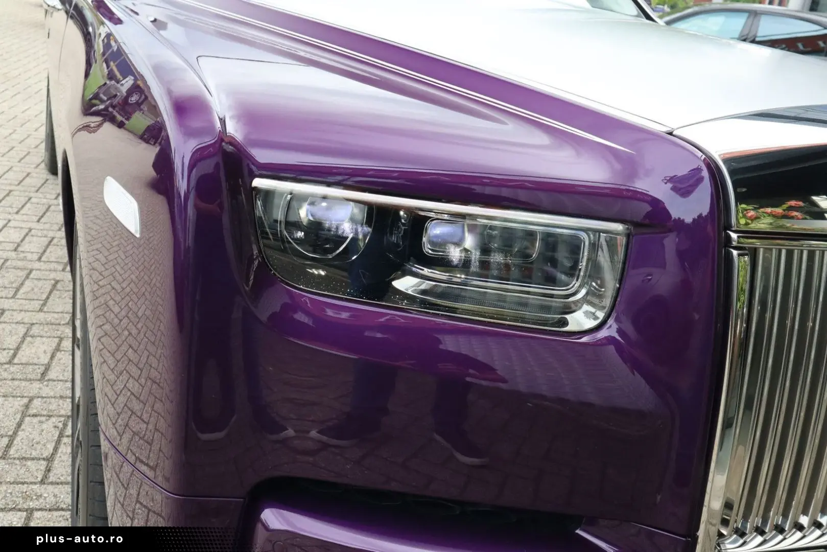 ROLLS ROYCE Phantom Series II  The Extrovert    Starlight