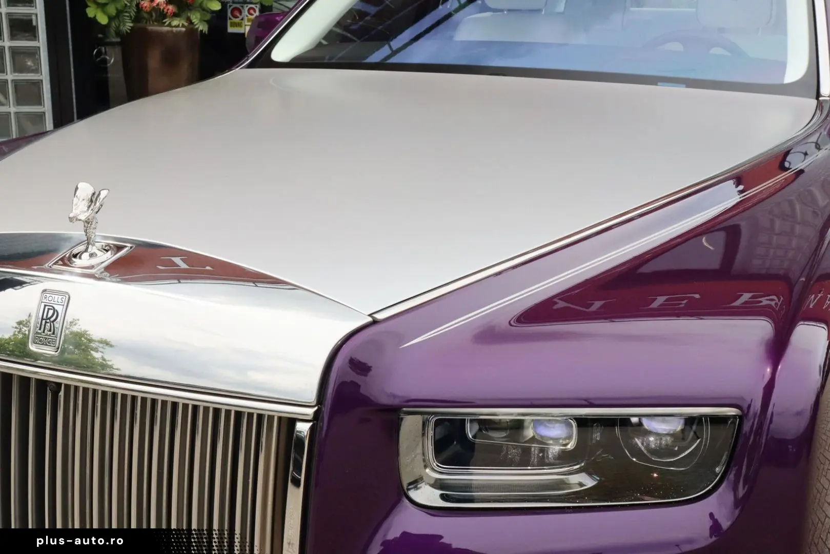 ROLLS ROYCE Phantom Series II  The Extrovert    Starlight