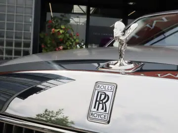 ROLLS ROYCE Phantom Series II  The Extrovert    Starlight