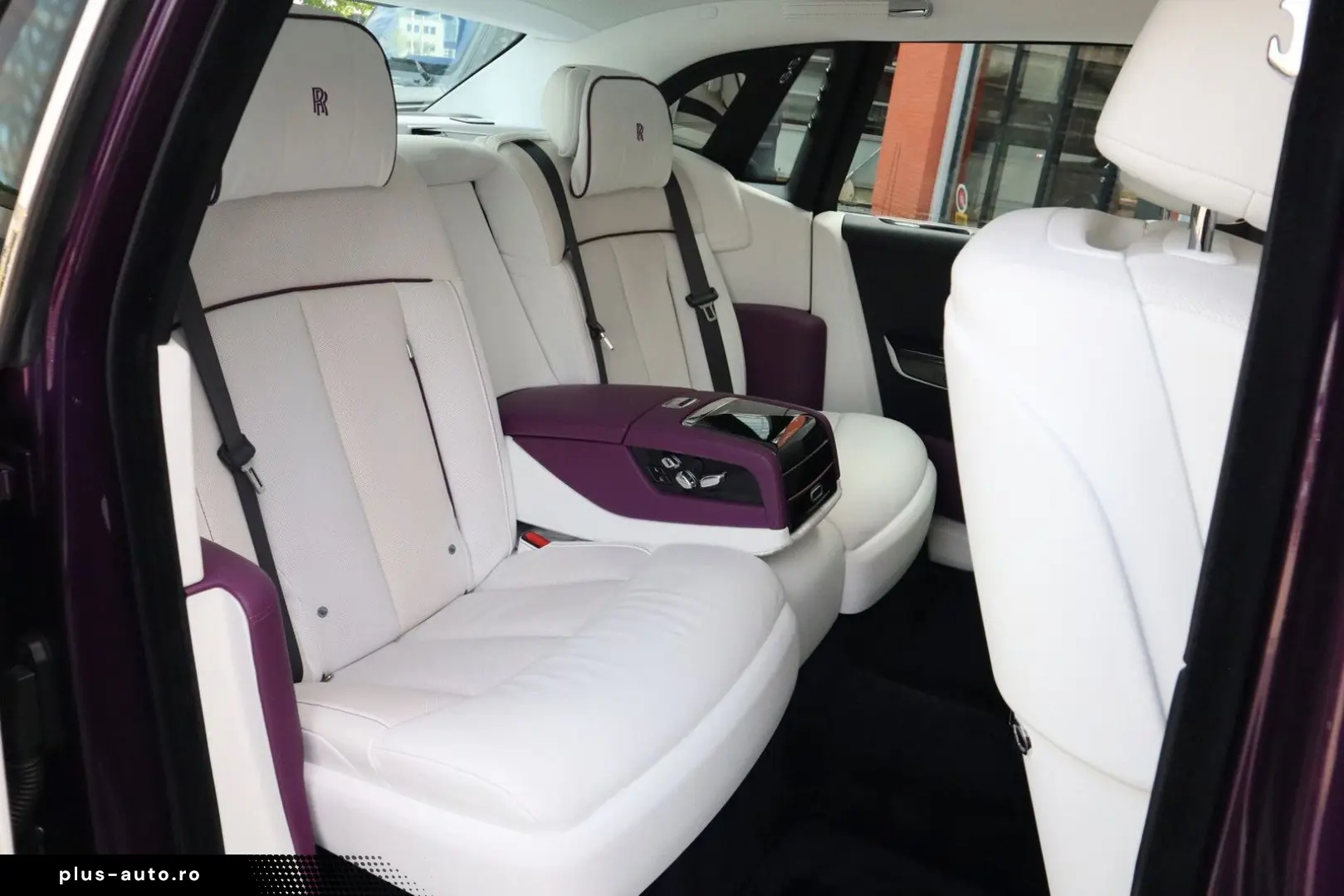 ROLLS ROYCE Phantom Series II  The Extrovert    Starlight