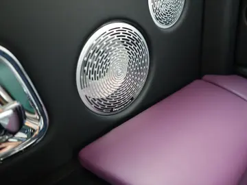 ROLLS ROYCE Phantom Series II  The Extrovert    Starlight
