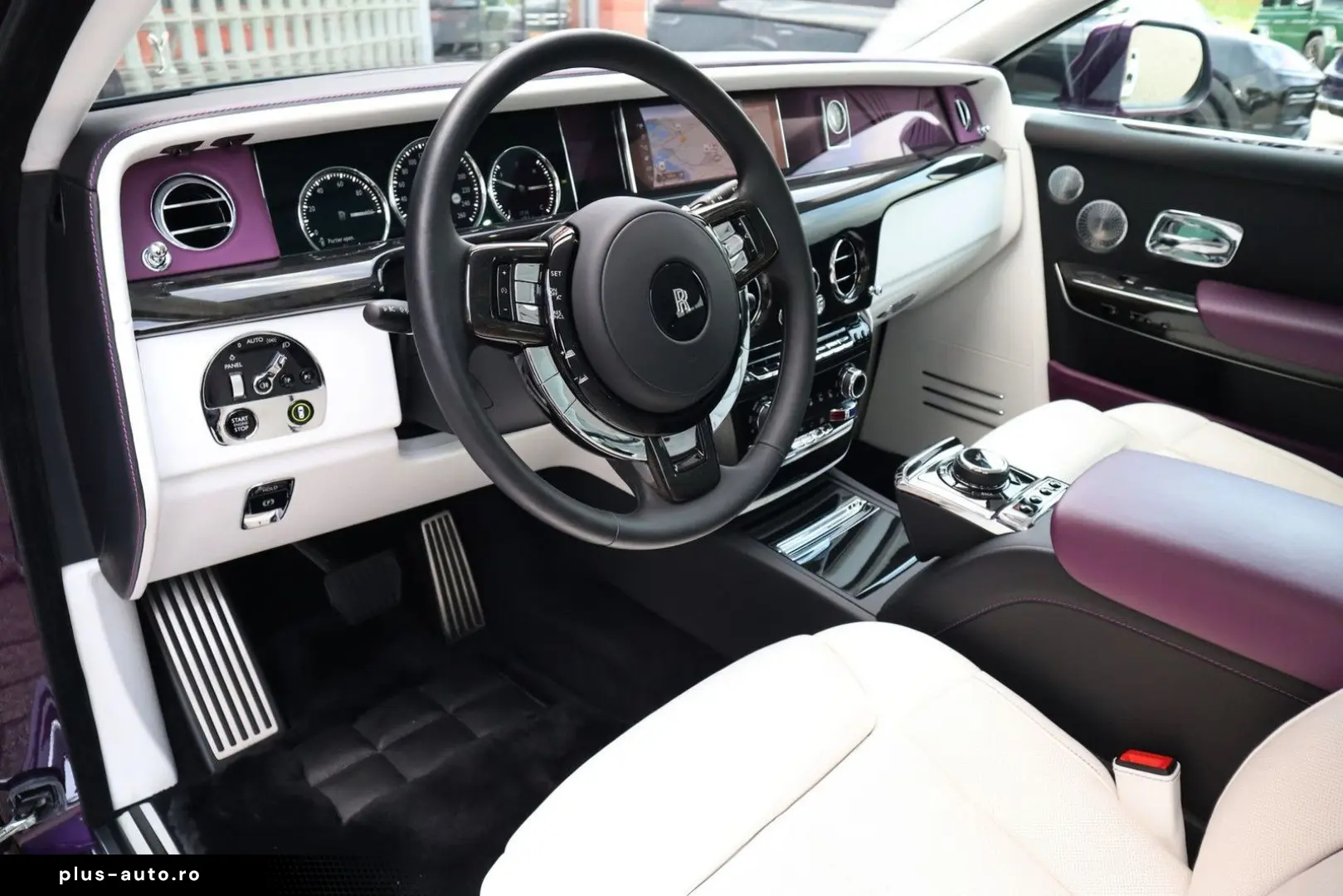 ROLLS ROYCE Phantom Series II  The Extrovert    Starlight
