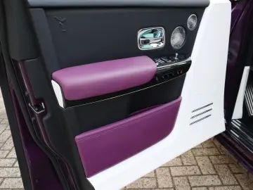 ROLLS ROYCE Phantom Series II  The Extrovert    Starlight