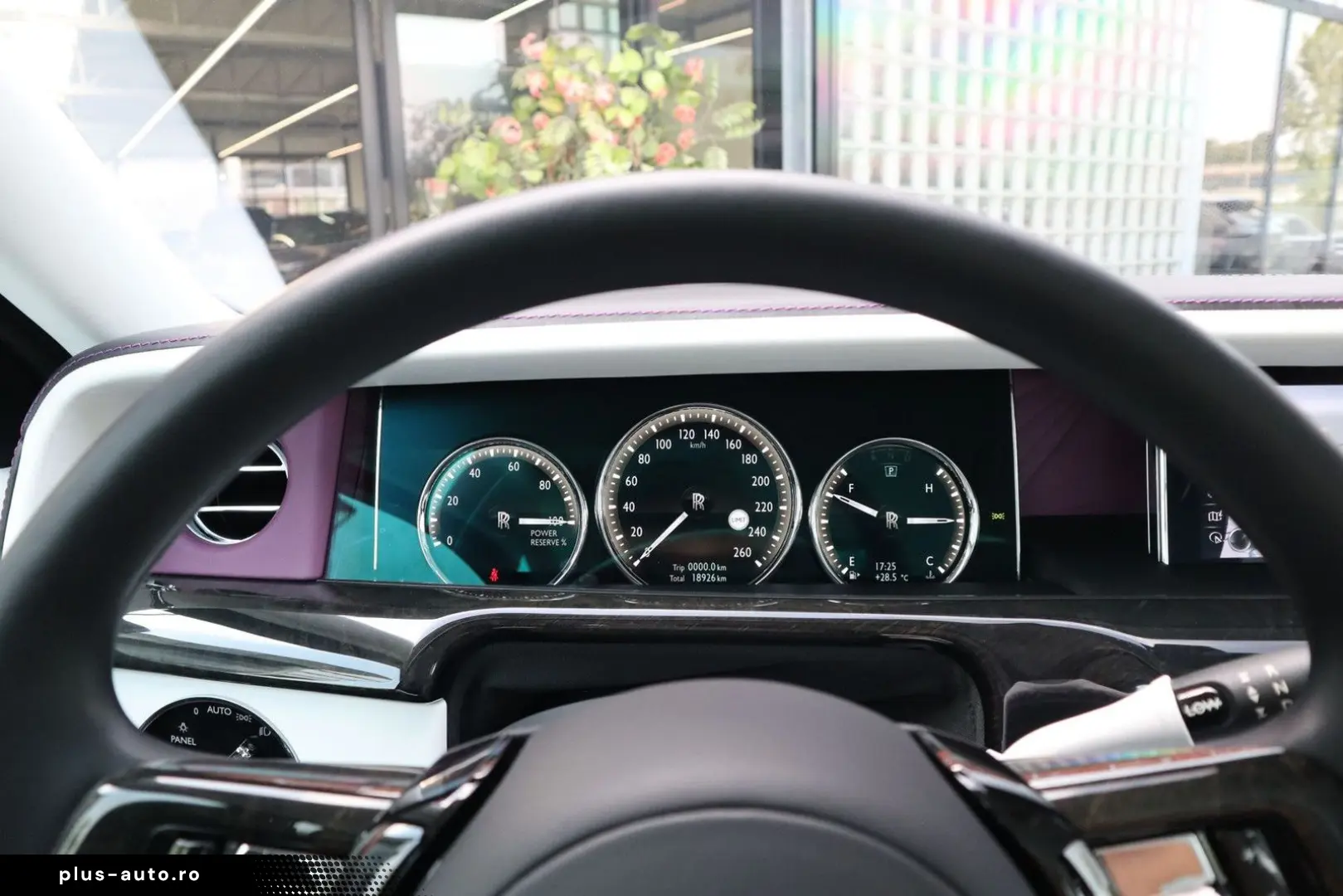 ROLLS ROYCE Phantom Series II  The Extrovert    Starlight