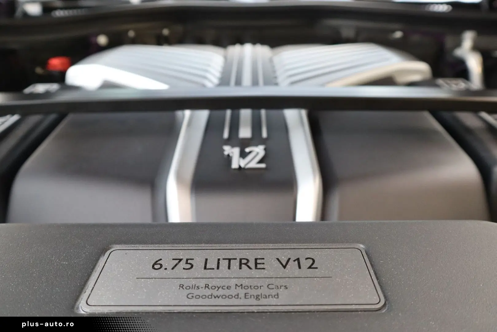 ROLLS ROYCE Phantom Series II  The Extrovert    Starlight