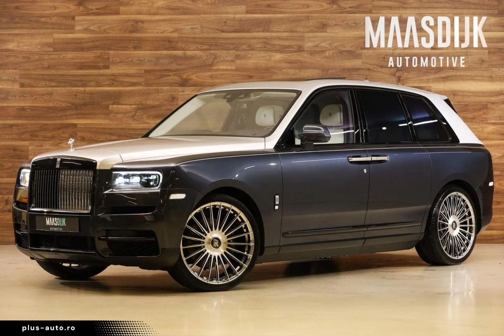 ROLLS ROYCE Cullinan 6.75 V12 Two-Tone Massage Pano Bespoke