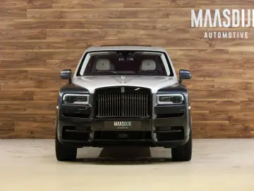 ROLLS ROYCE Cullinan 6.75 V12 Two-Tone Massage Pano Bespoke