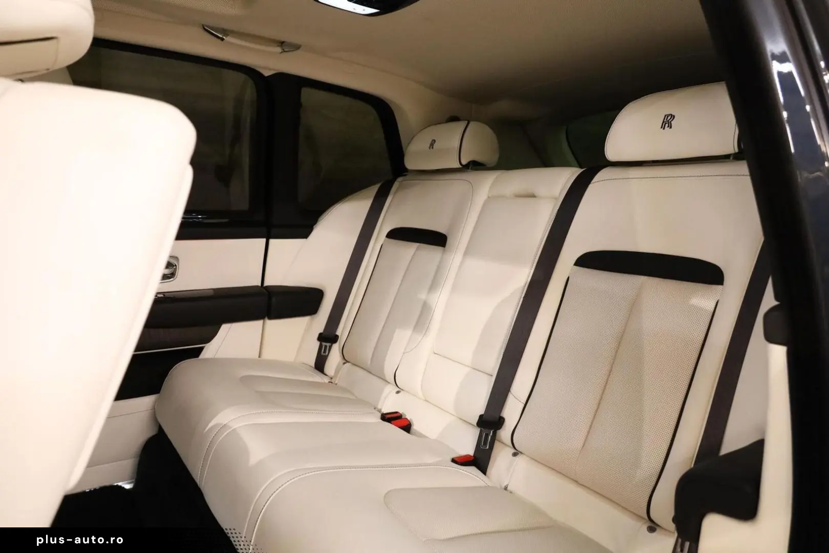ROLLS ROYCE Cullinan 6.75 V12 Two-Tone Massage Pano Bespoke