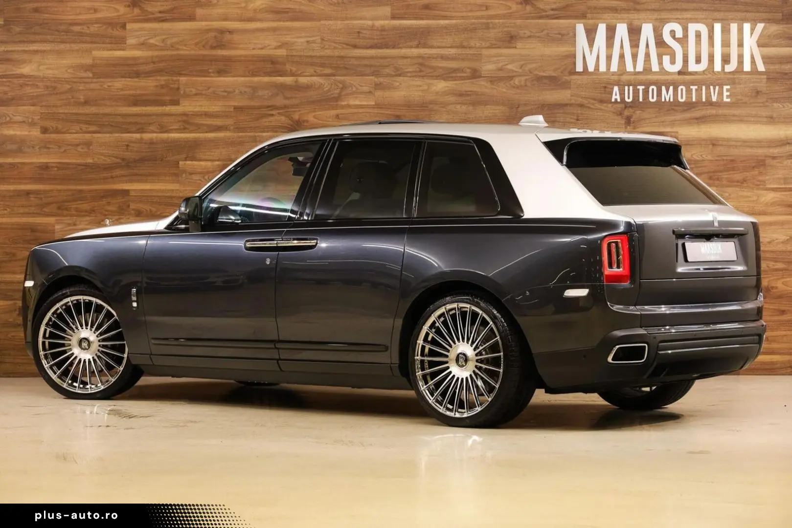 ROLLS ROYCE Cullinan 6.75 V12 Two-Tone Massage Pano Bespoke