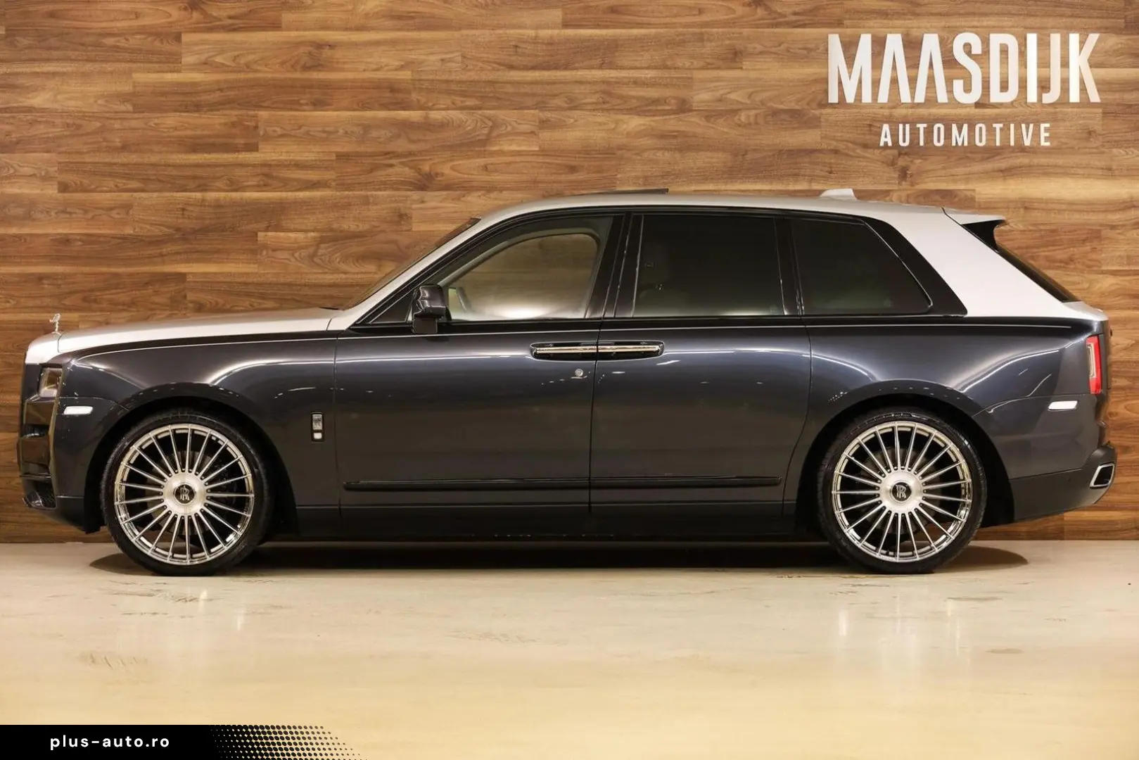 ROLLS ROYCE Cullinan 6.75 V12 Two-Tone Massage Pano Bespoke