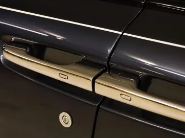 ROLLS ROYCE Cullinan 6.75 V12 Two-Tone Massage Pano Bespoke