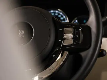 ROLLS ROYCE Cullinan 6.75 V12 Two-Tone Massage Pano Bespoke