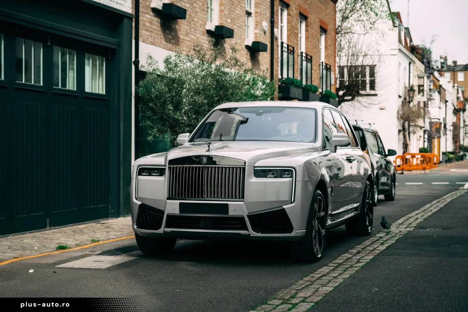 ROLLS ROYCE Cullinan Black Badge   4 Seat