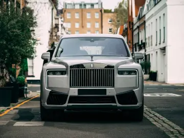 ROLLS ROYCE Cullinan Black Badge   4 Seat