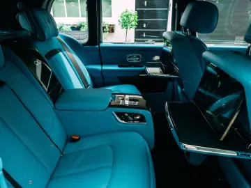 ROLLS ROYCE Cullinan Black Badge   4 Seat