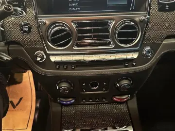 ROLLS ROYCE WRAITH BLACK BADGE V12 Bespoke  Carbon  Colectie