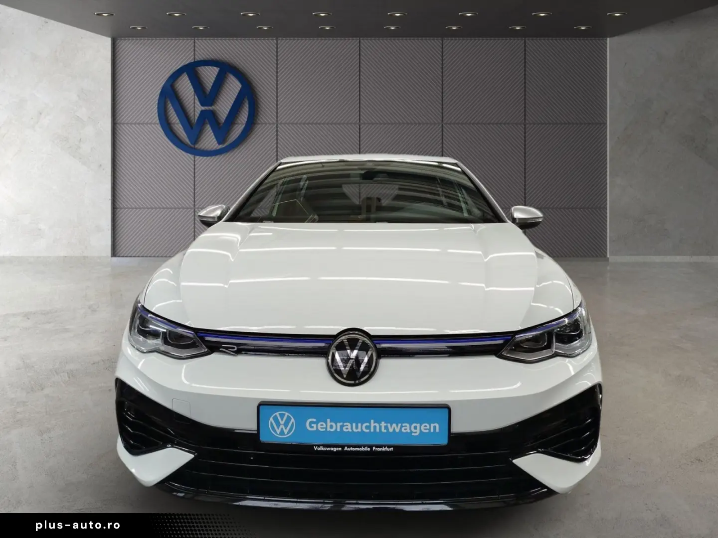 VW Golf VIII 2.0 TSI DSG 4Motion Navi LEDPlus DAB