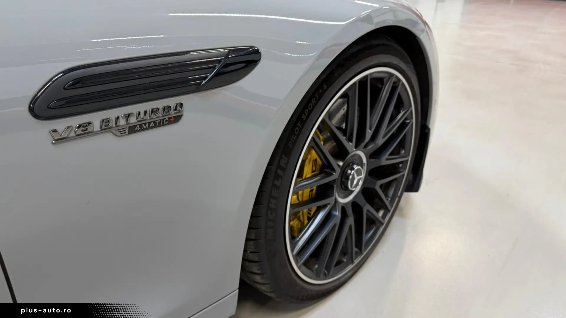 MERCEDES-BENZ SL 63 AMG 4Matic