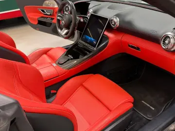 MERCEDES-BENZ SL 63 AMG 4Matic