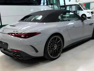 MERCEDES-BENZ SL 63 AMG 4Matic