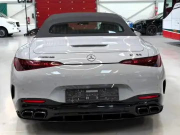 MERCEDES-BENZ SL 63 AMG 4Matic