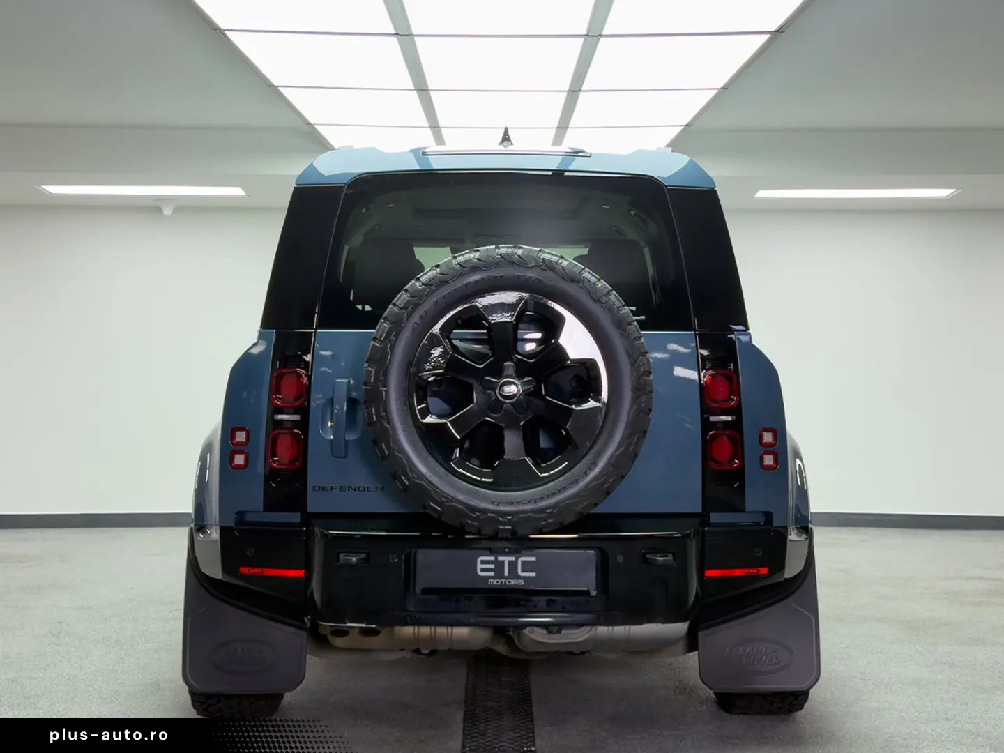 LAND ROVER DEFENDER 110 D300 HSE X-DYNAMIC 3.0 Diesel