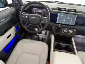 LAND ROVER DEFENDER 110 D300 HSE X-DYNAMIC 3.0 Diesel