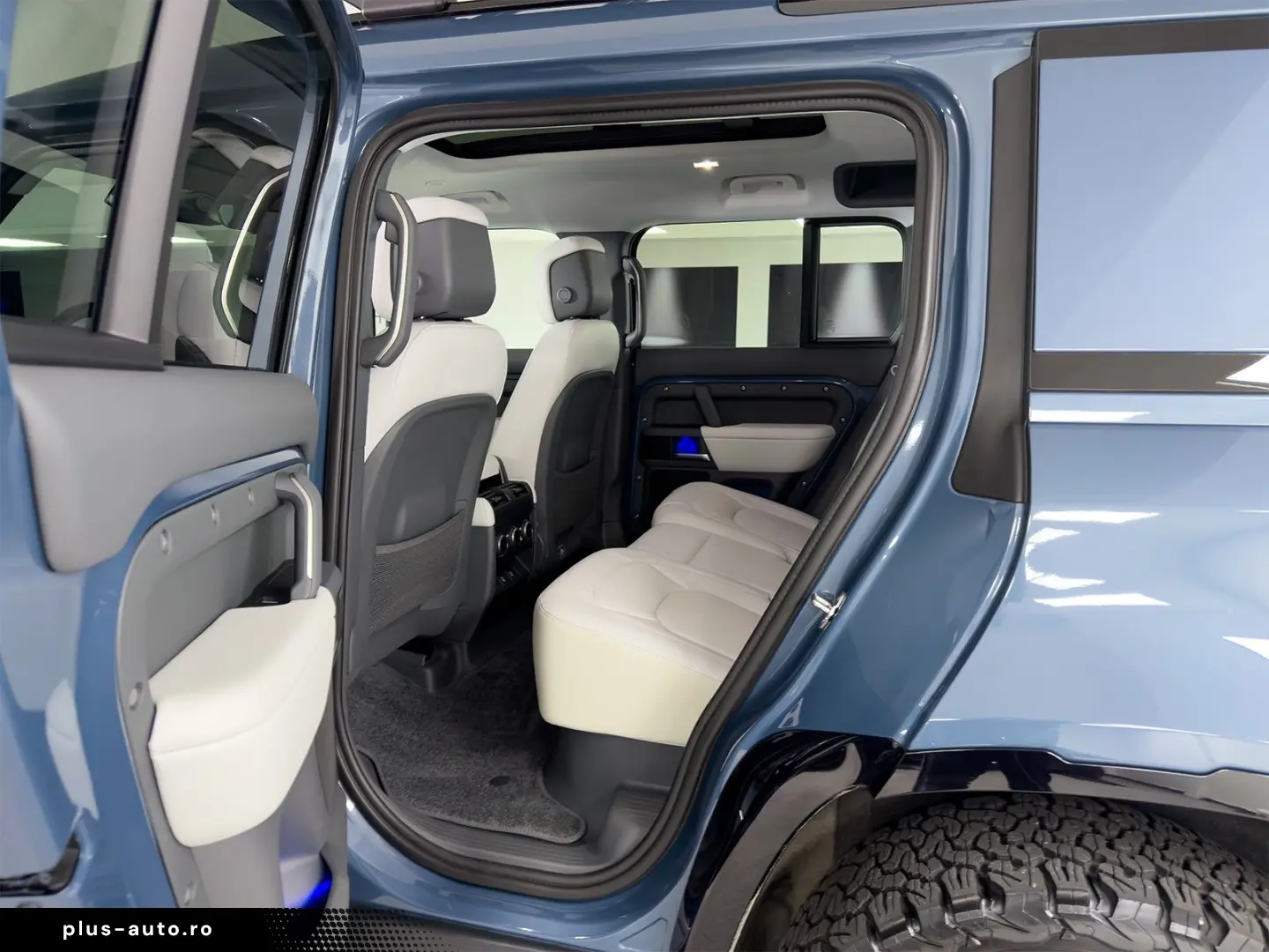LAND ROVER DEFENDER 110 D300 HSE X-DYNAMIC 3.0 Diesel