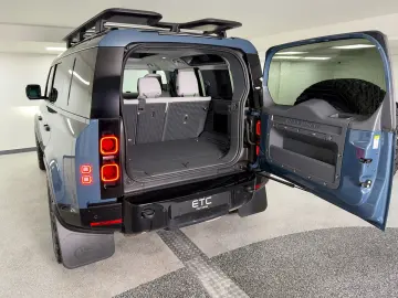 LAND ROVER DEFENDER 110 D300 HSE X-DYNAMIC 3.0 Diesel