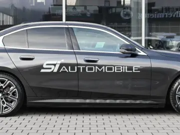 BMW 550e xDrive