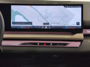 BMW 550e xDrive Limousine