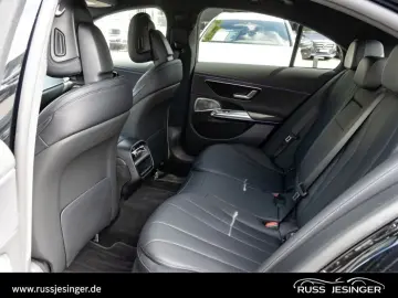 MERCEDES-BENZ E 300 e