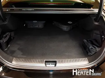MERCEDES-BENZ E 300 e