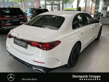 MERCEDES-BENZ E 300 e