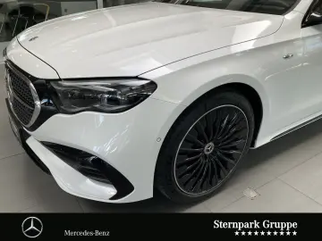 MERCEDES-BENZ E 300 e