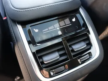 VOLVO XC90 Ultra DarkT8 AWD