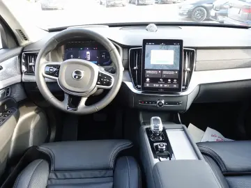 VOLVO XC90 Ultra DarkT8 AWD