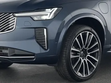 VOLVO XC90 T8 AWD Ultra Bright