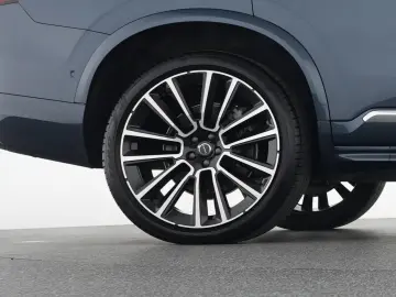 VOLVO XC90 T8 AWD Ultra Bright