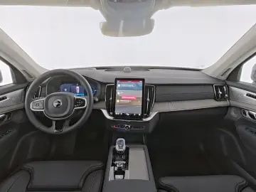 VOLVO XC90 T8 Ultra Dark AWD