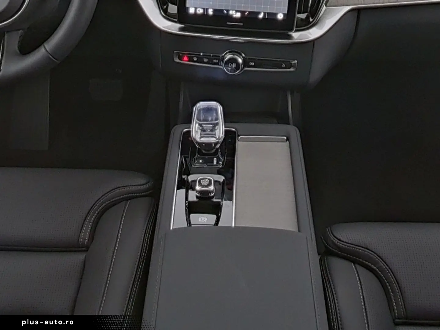 VOLVO XC90 T8 Ultra Dark AWD