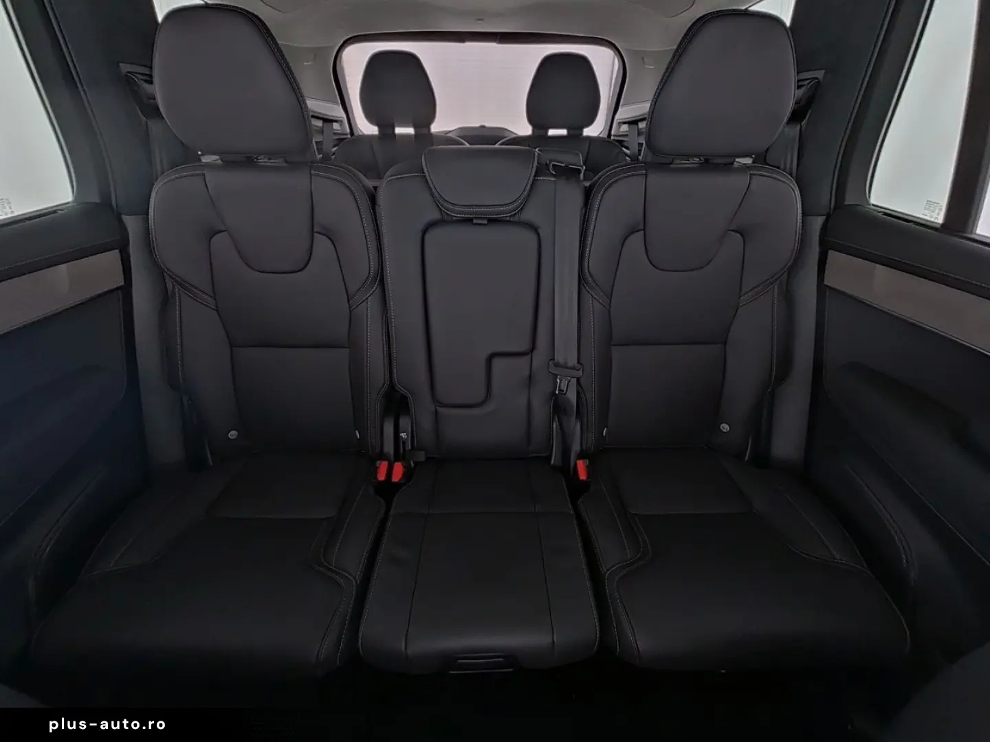 VOLVO XC90 T8 Ultra Dark AWD