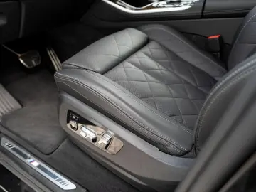 BMW X5 xDrive30d M Sport PRO 22 StHzg Luftfed SitzLü