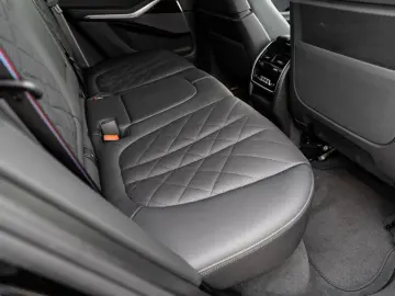 BMW X5 xDrive30d M Sport PRO 22 StHzg Luftfed SitzLü