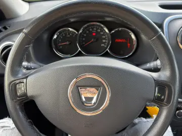 Dacia Logan MCV 2016 0.9   GPL