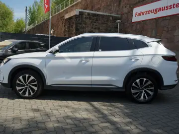 BYD Seal U 238 kW 1.5 PHEV DM-i Design 360  ACC LED