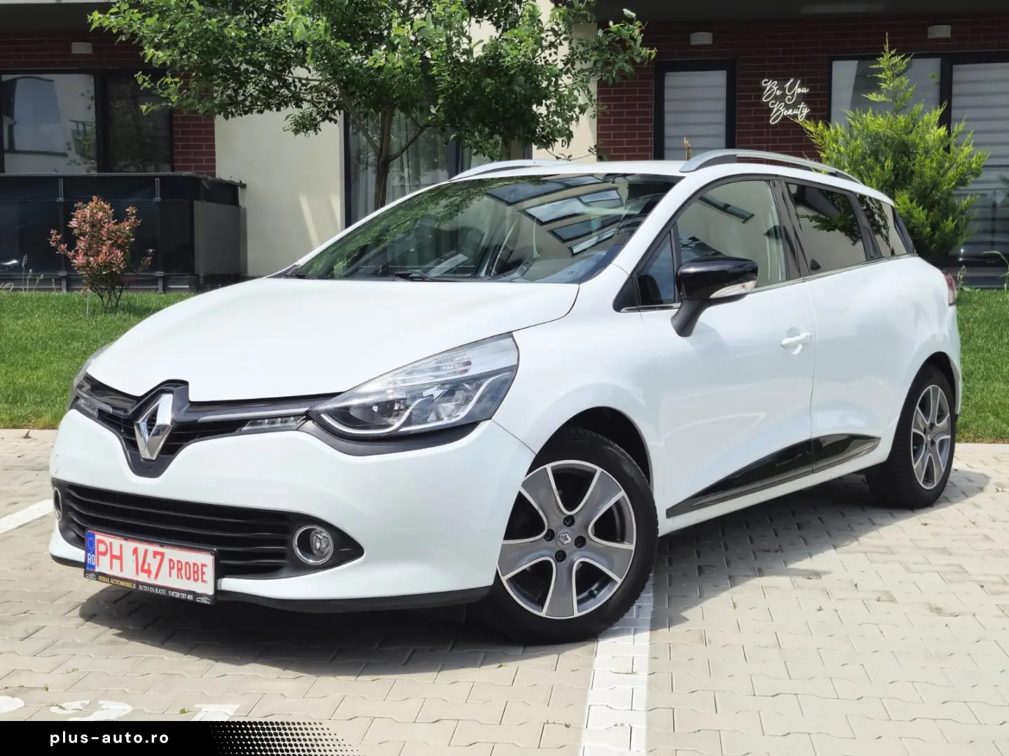 Renault Clio Night Day 2015.12 Euro 6