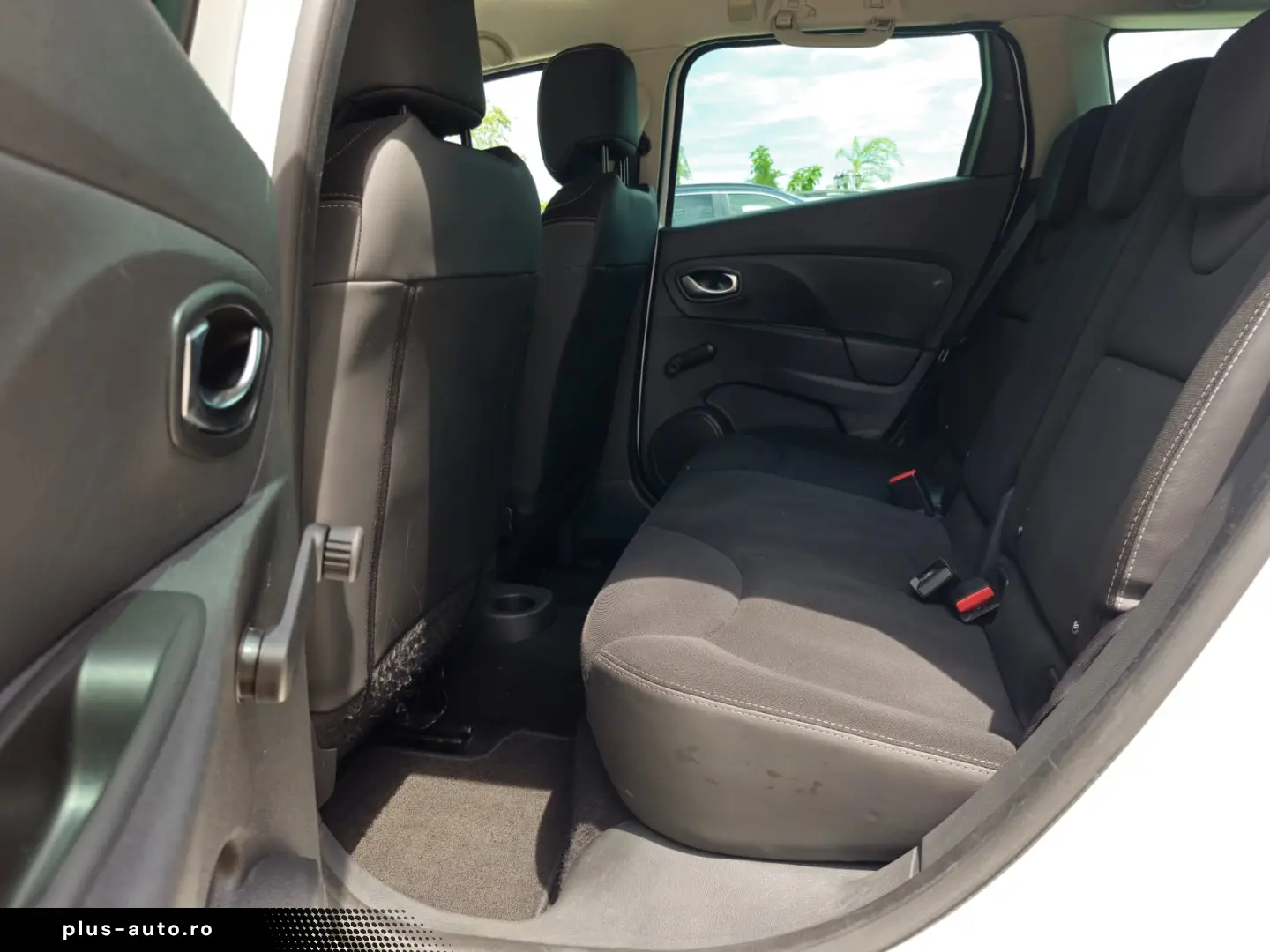 Renault Clio Night Day 2015.12 Euro 6