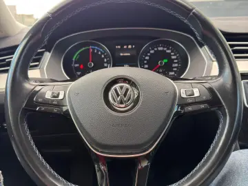 Volkswagen Passat GTE 2017